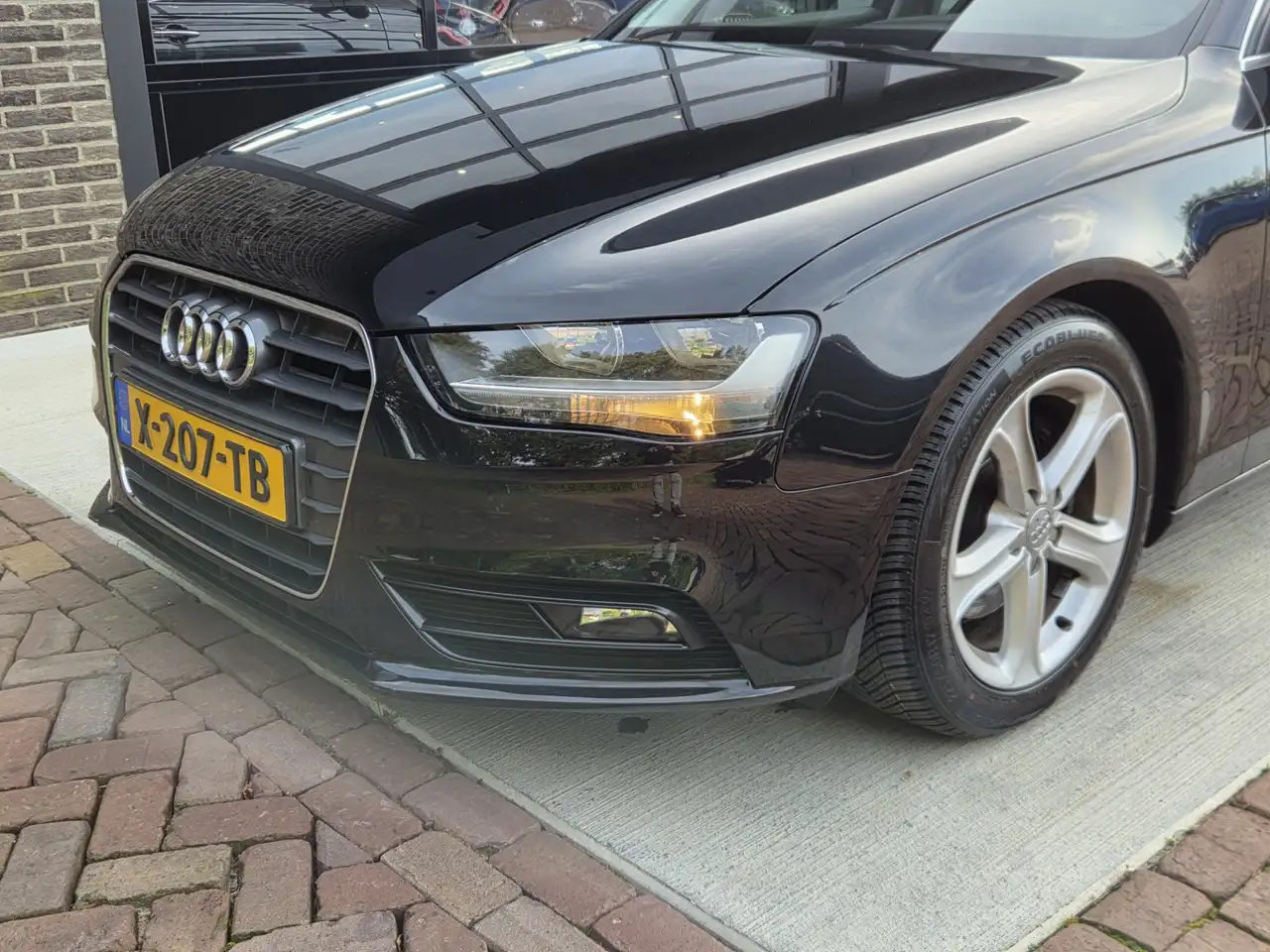AUDI A4 BERLINE 1.8 TFSI 170ch PRO LINE - SIÈGES SPORT CHAUFFANTS - CLIMATISATION AUTOMATIQUE - JANTES ALLIAGE