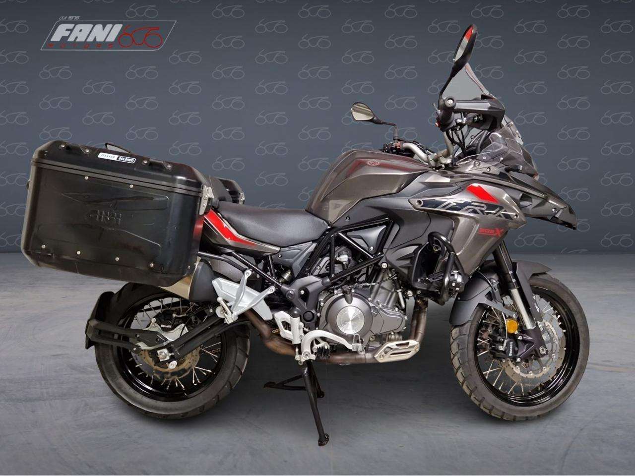 Benelli TRK 502 TRK 502 X