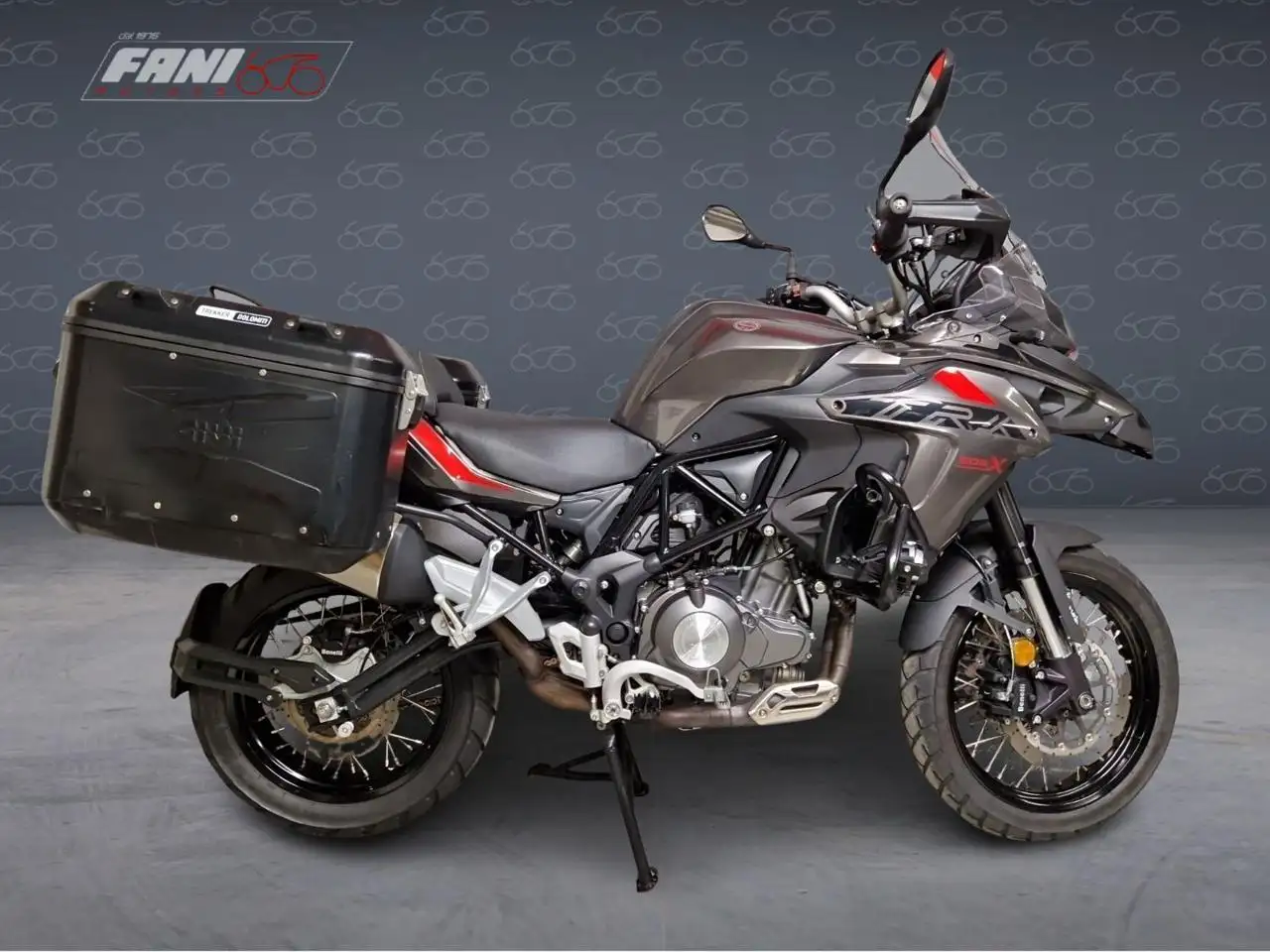 Benelli TRK 502