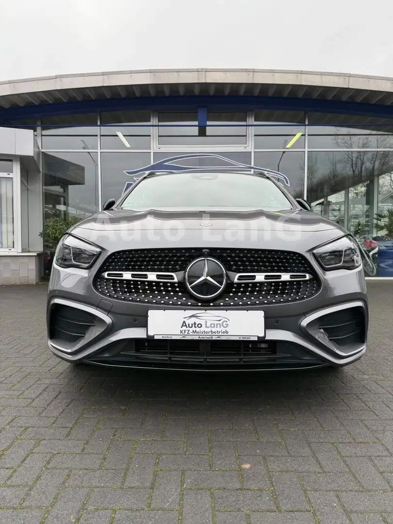Mercedes-Benz GLA 200 AMG Line Edition NAVI KAMERA LED PDC Gris - 2