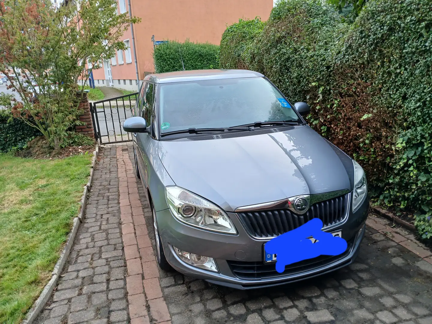 Skoda Fabia Fabia 1.2 TSI Fresh Green tec Grau - 2