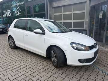 VI Trendline 4Türer SR/WR TÜV NEU Automatik