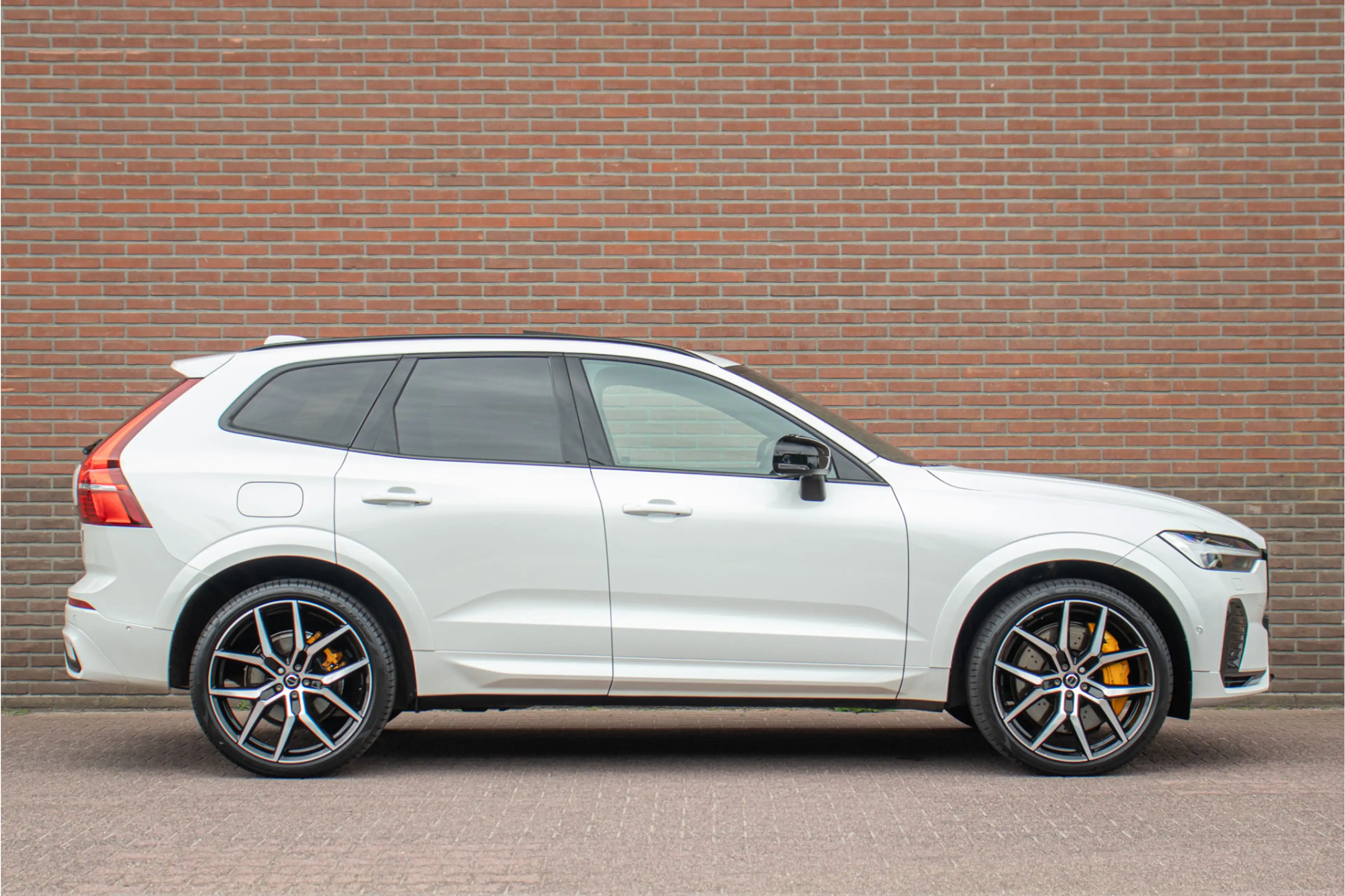 Volvo XC60 T8 AWD Polestar Engineered, Bowers & Wilkins, 360 — photo 22