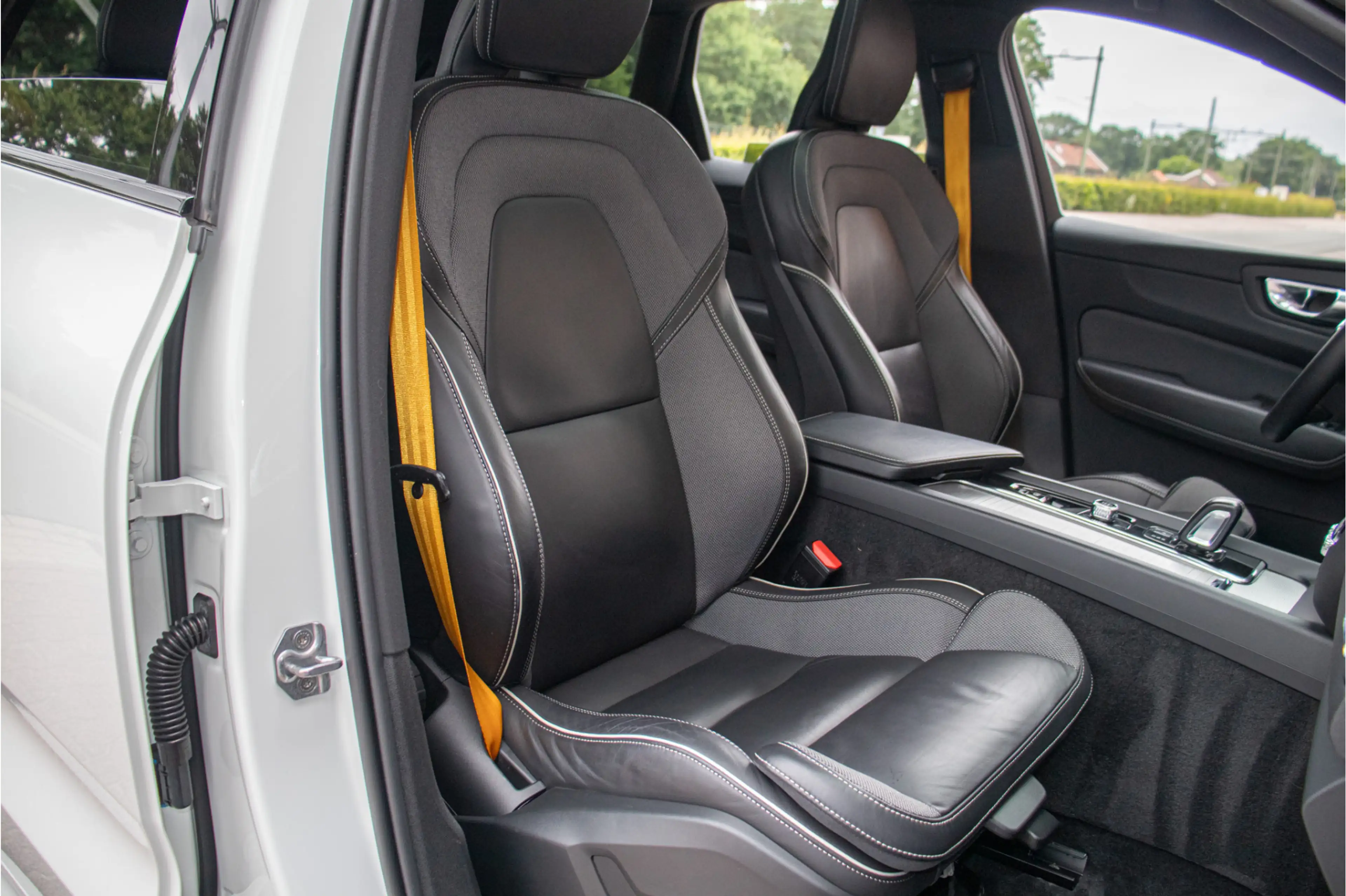 Volvo XC60 T8 AWD Polestar Engineered, Bowers & Wilkins, 360 — photo 25