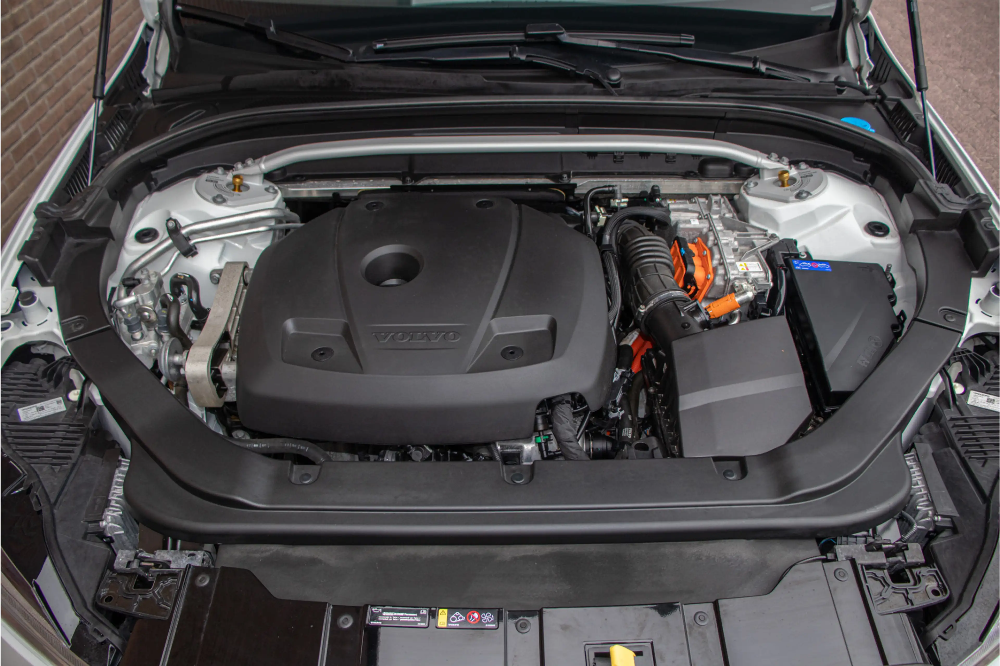 Volvo XC60 T8 AWD Polestar Engineered, Bowers & Wilkins, 360 — photo 32