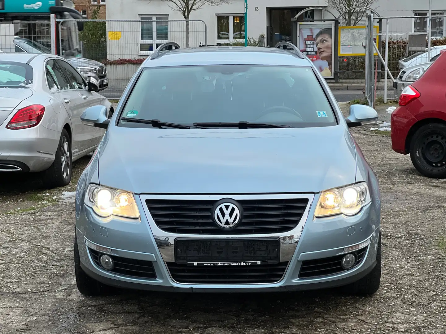 Volkswagen Passat Variant 2.0 FSI Comfortline Automatik,PDC,LMF Grau - 2