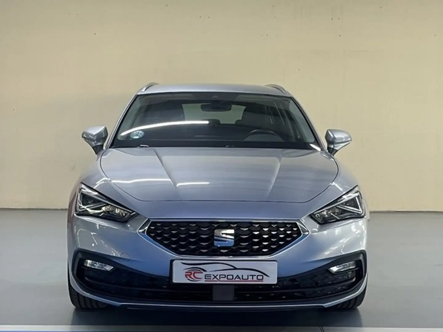 SEAT Leon ST 1.5 eTSI S&S Xcellence DSG-7 150 Gris - 2