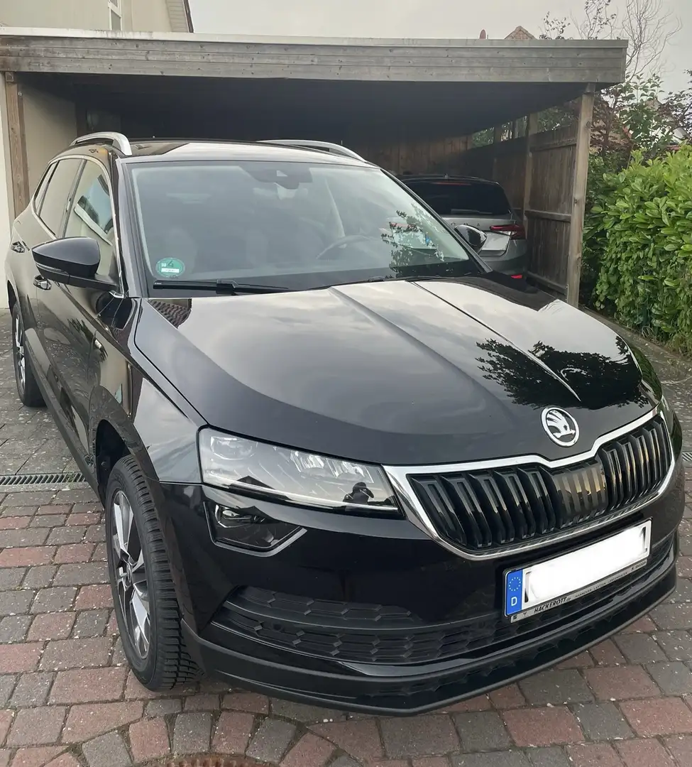 Skoda Karoq 1.5 TSI ACT Drive 125 ACC PDC LED Klima DAB 4xSHZ Schwarz - 2