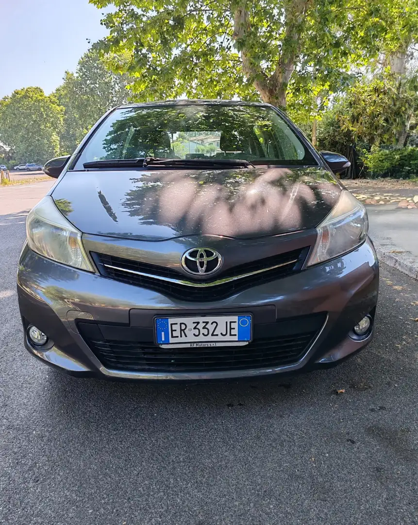Toyota Yaris 5p 1.0 Lounge - 2
