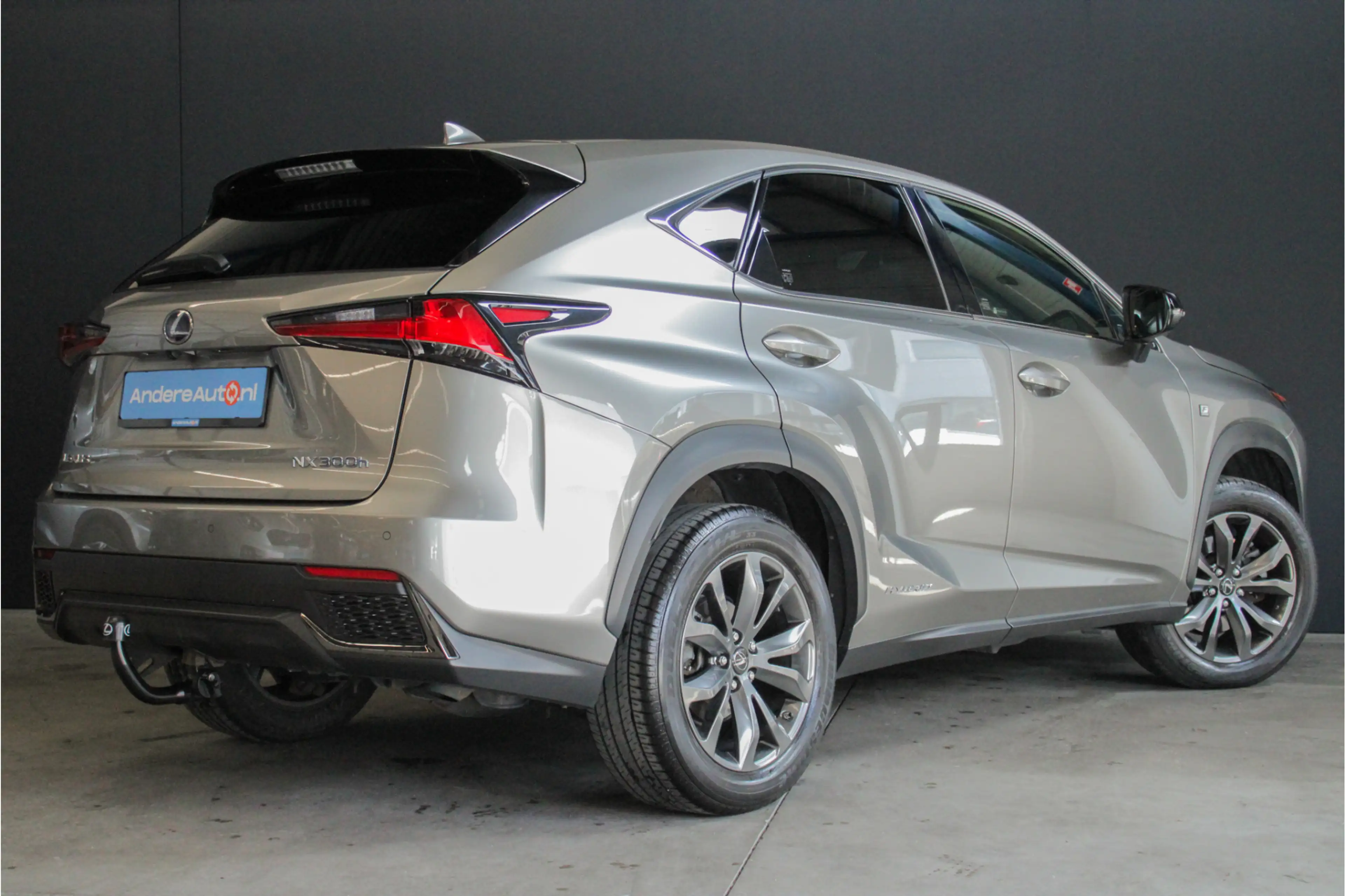 Lexus NX 300h AWD F Sport Premium |trekhaak|President Pack|pano| — photo 2
