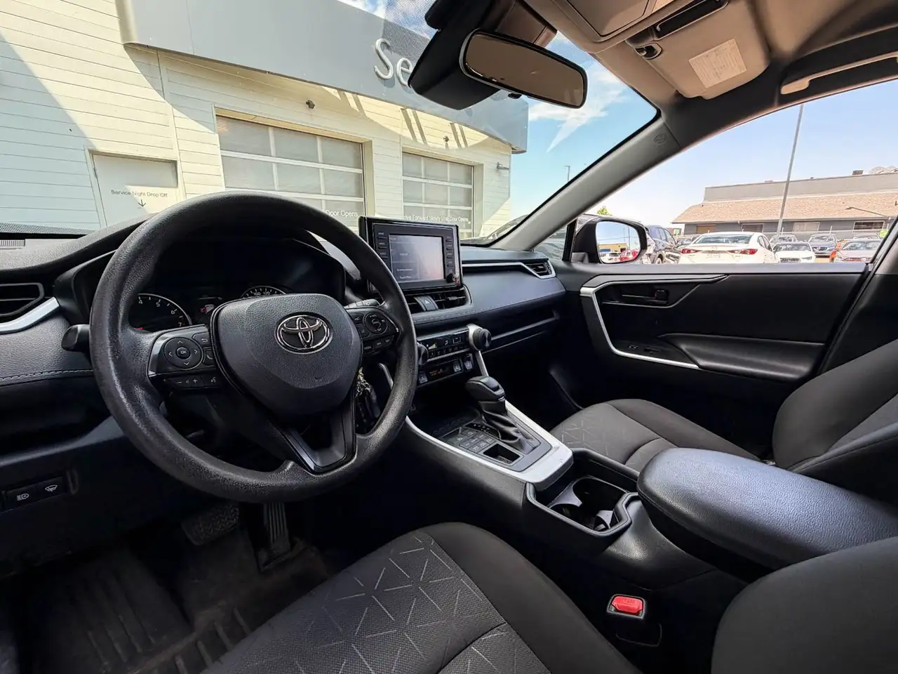Toyota RAV 4 снимка Toyota RAV 4