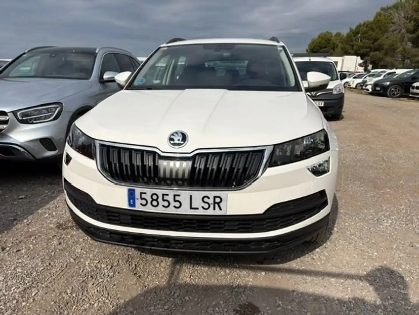 Skoda Karoq 1.5 TSI Ambition ACT DSG Blanco - 2