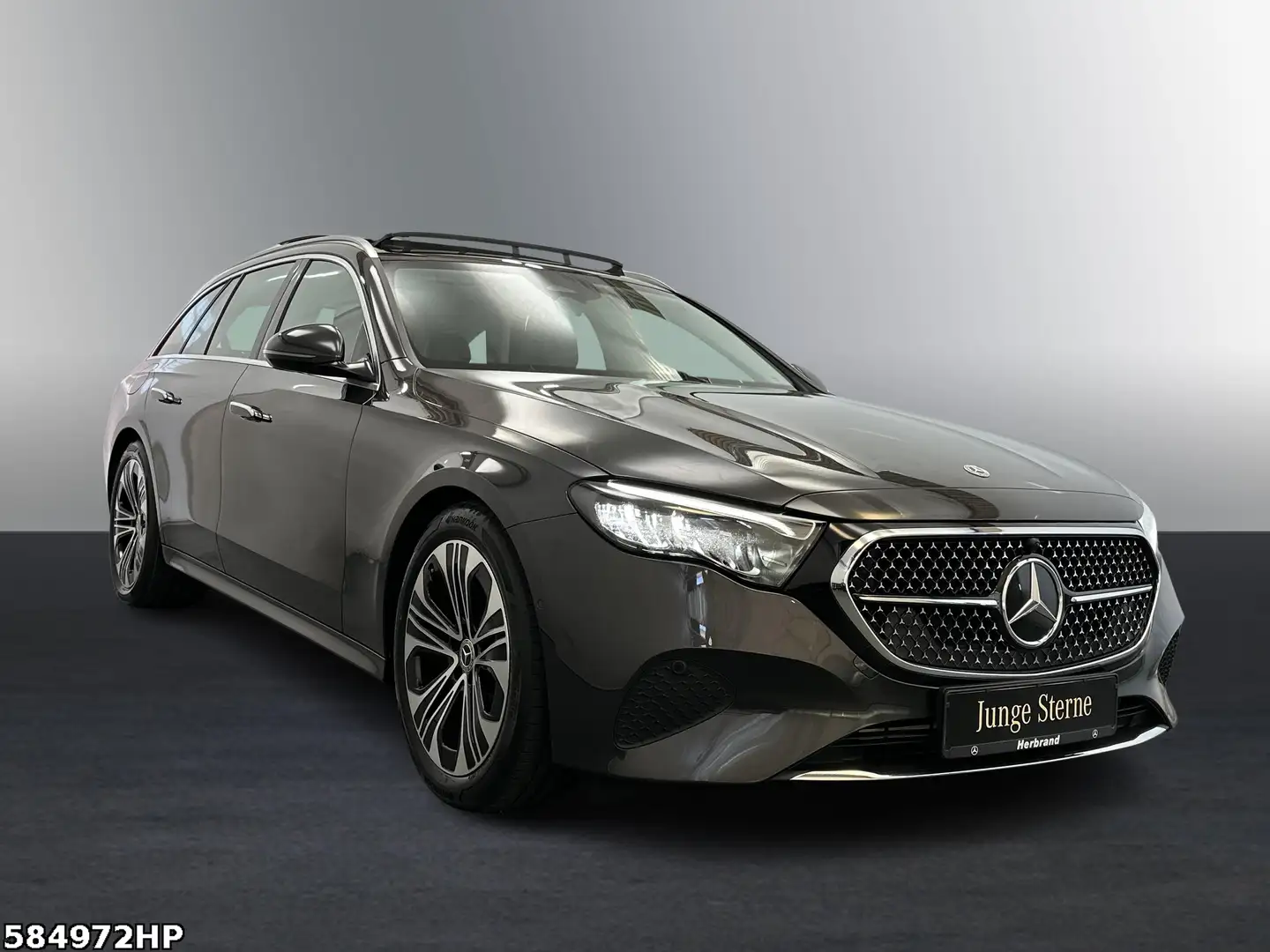 Mercedes-Benz E 220 d T Avantgarde AHK,Pano,Distronic Grau - 2