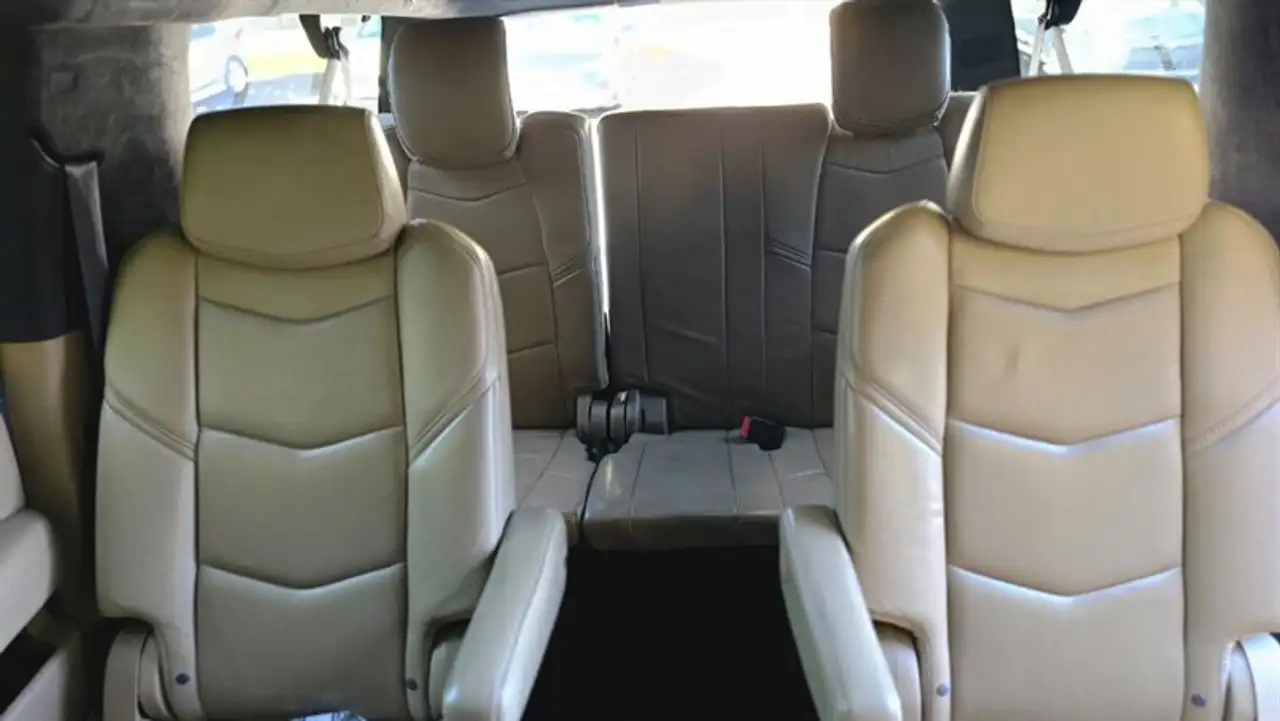 Cadillac Escalade снимка Cadillac Escalade