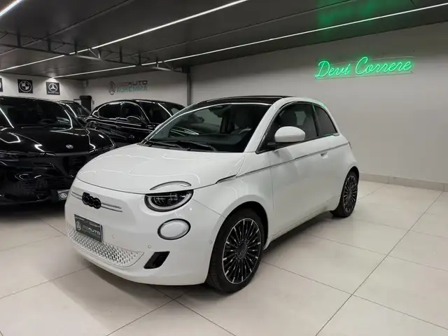 Fiat 500e KM0 42 KW LA PRIMA UFFICIALE ITALIA
