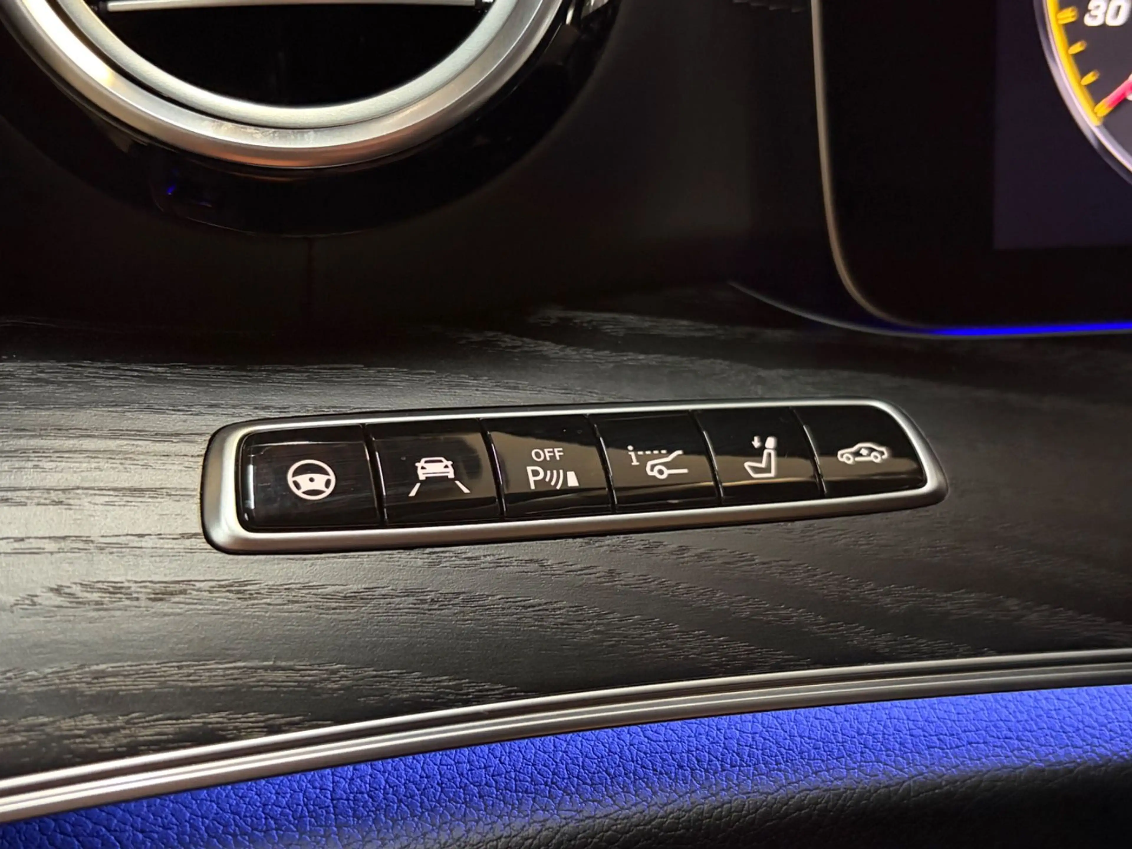 Mercedes-Benz E 63 AMG E 63 S AMG T-Modell 4Matic — photo 15