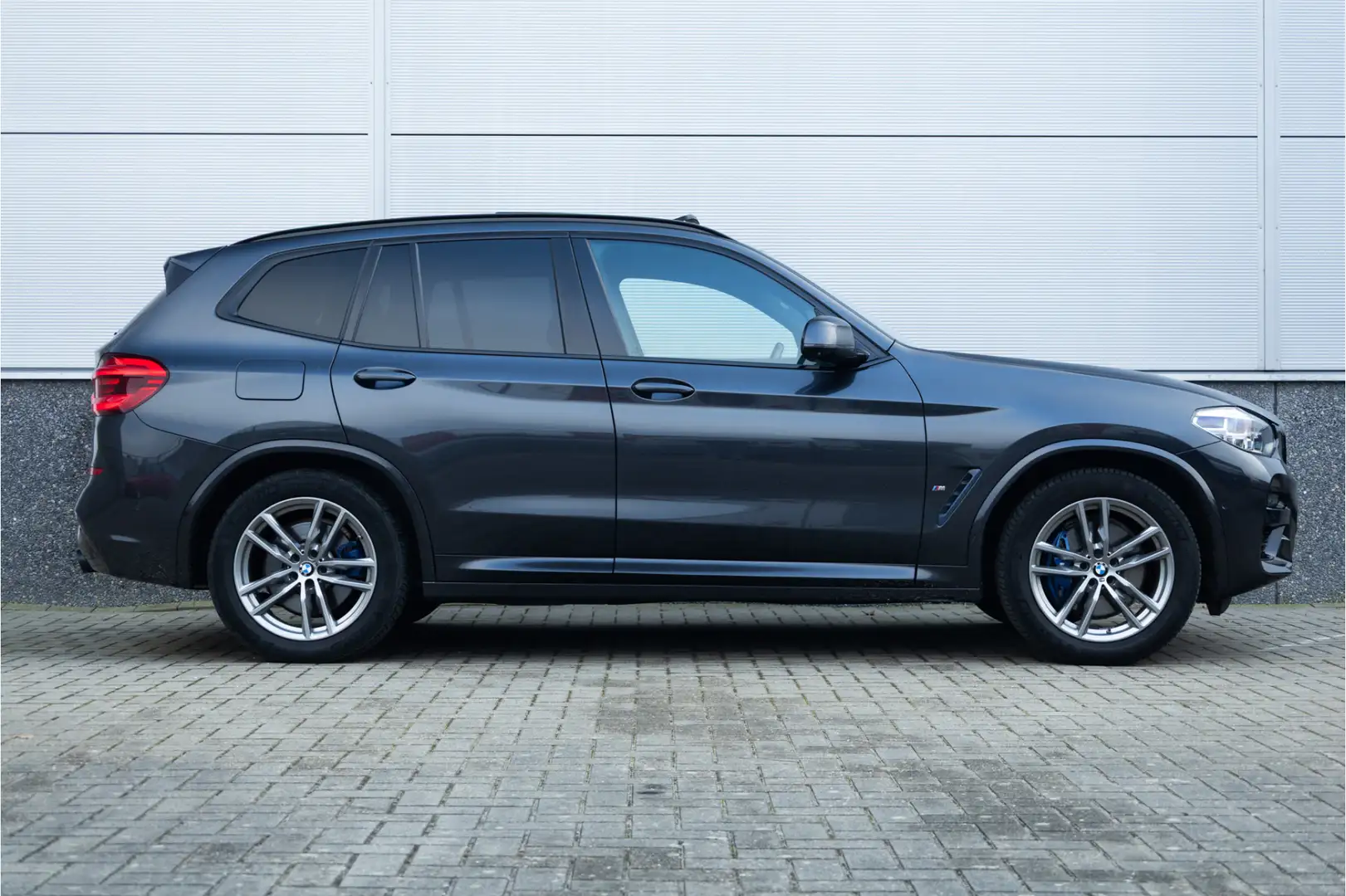 BMW X3 xDrive30e M Sport Panorama / Co-Pilot / Head-Up / Gris - 2