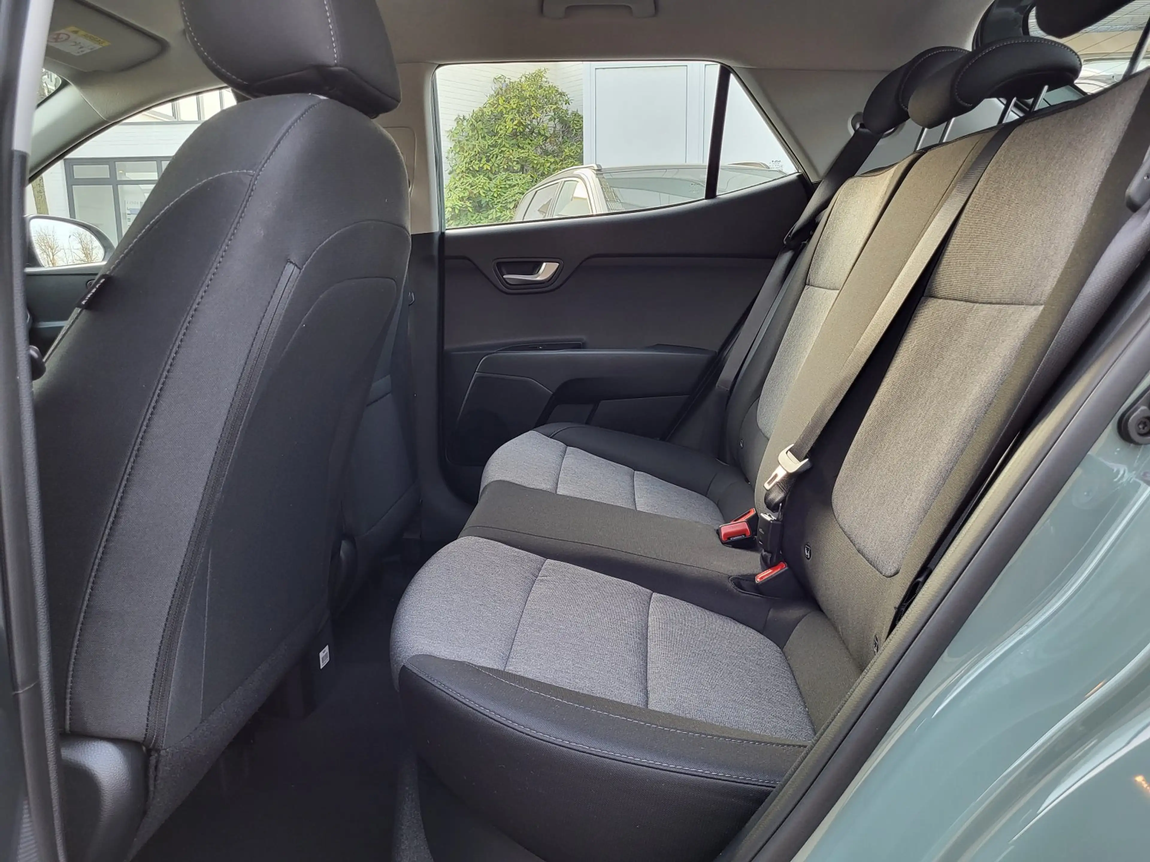 Kia Stonic 1.0 T-GDI 74kw 7DCT Spin|NAVI|APPLE|KLIMA|KAMERA — photo 13