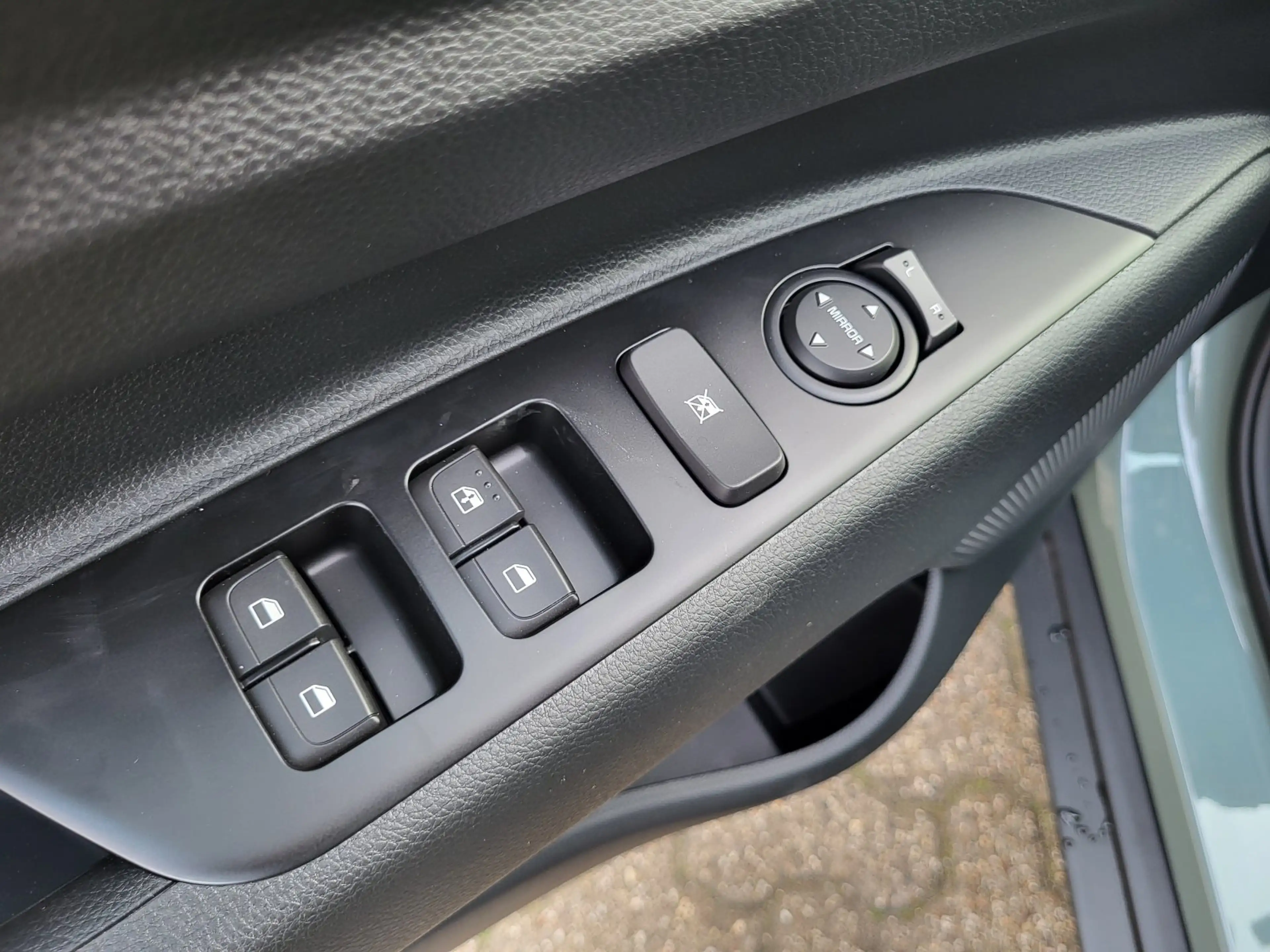 Kia Stonic 1.0 T-GDI 74kw 7DCT Spin|NAVI|APPLE|KLIMA|KAMERA — photo 15