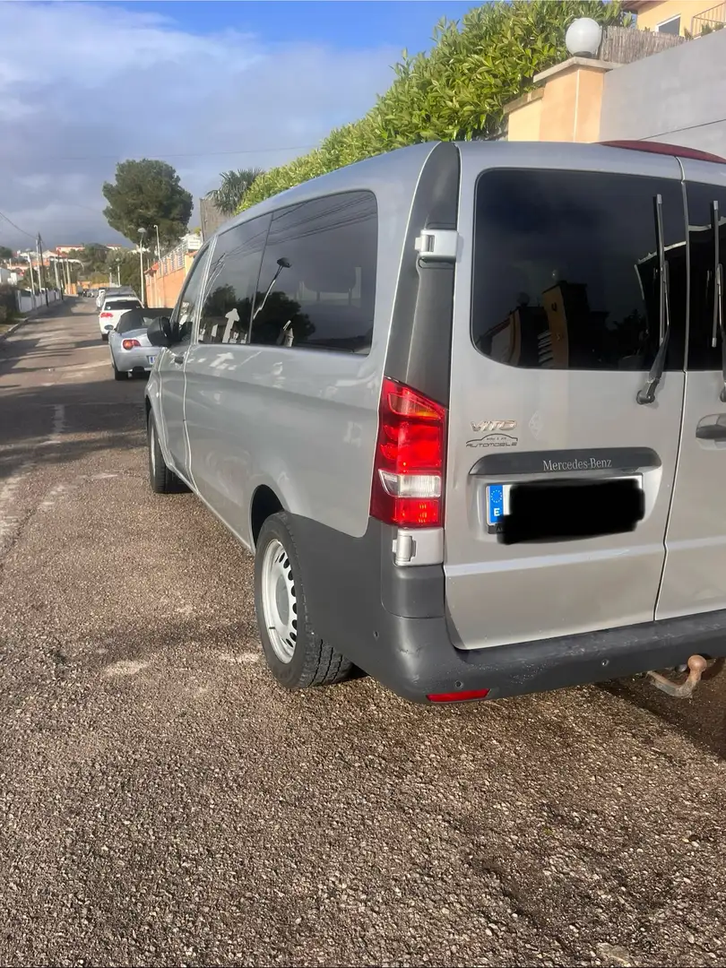 Mercedes-Benz Vito Tourer 119 CDI Select Larga Aut. 4x4 Gris - 2