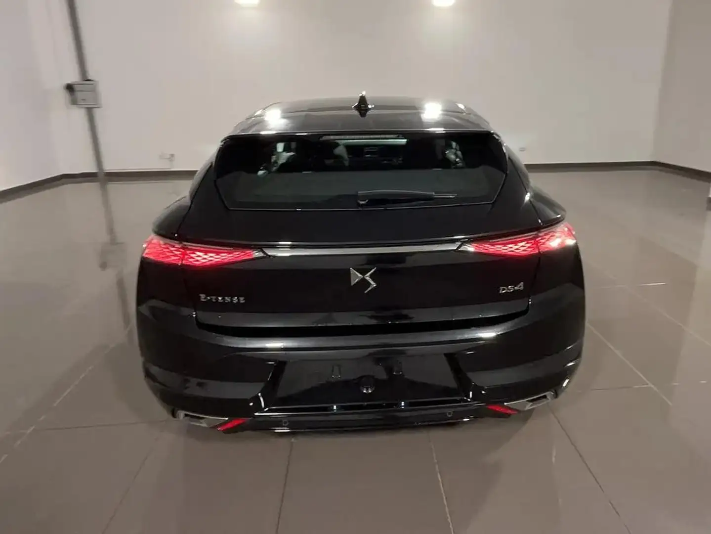 DS Automobiles DS 4 1.6 e-tense phev Bastille Business 225cv auto Nero - 2