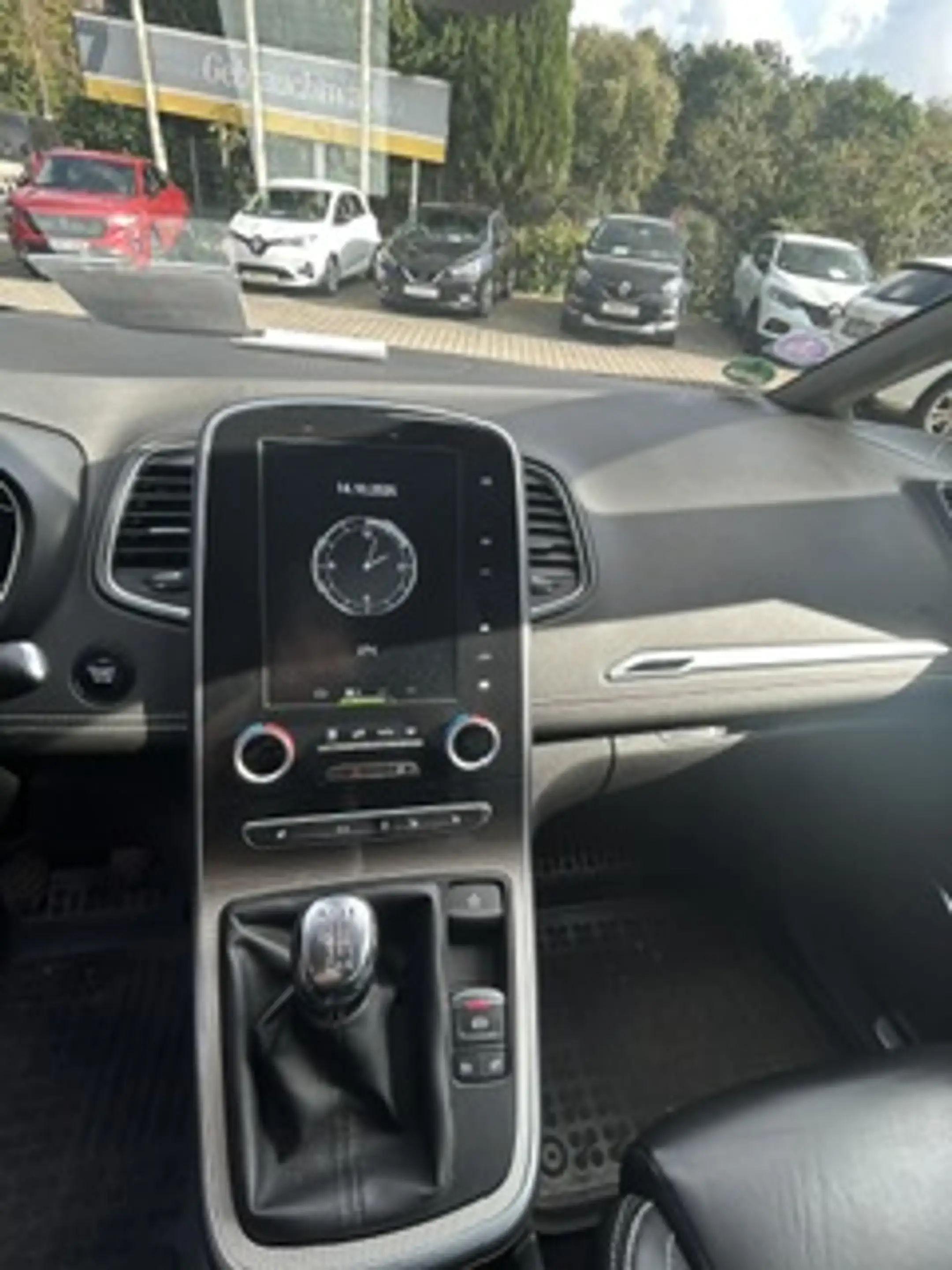 Renault Scenic Initiale Paris — photo 7