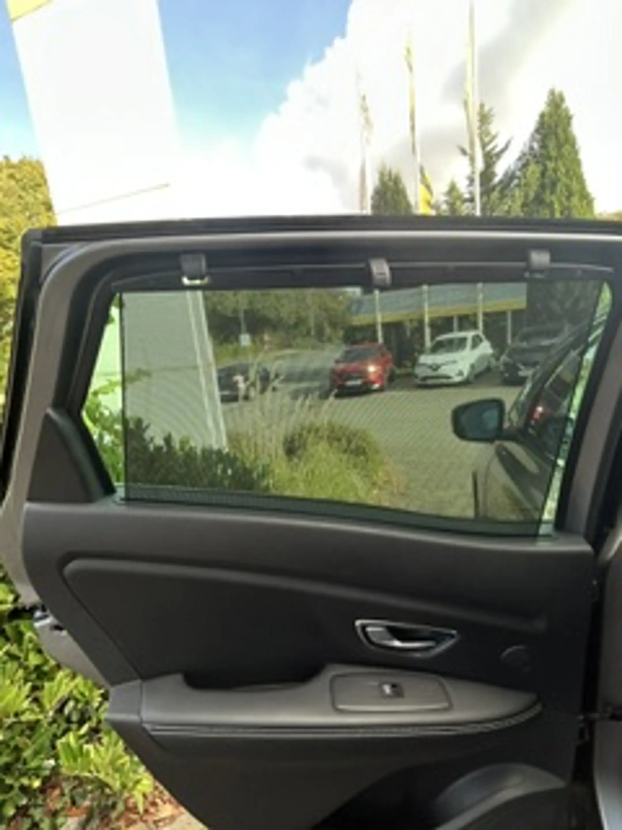 Renault Scenic Initiale Paris — photo 12