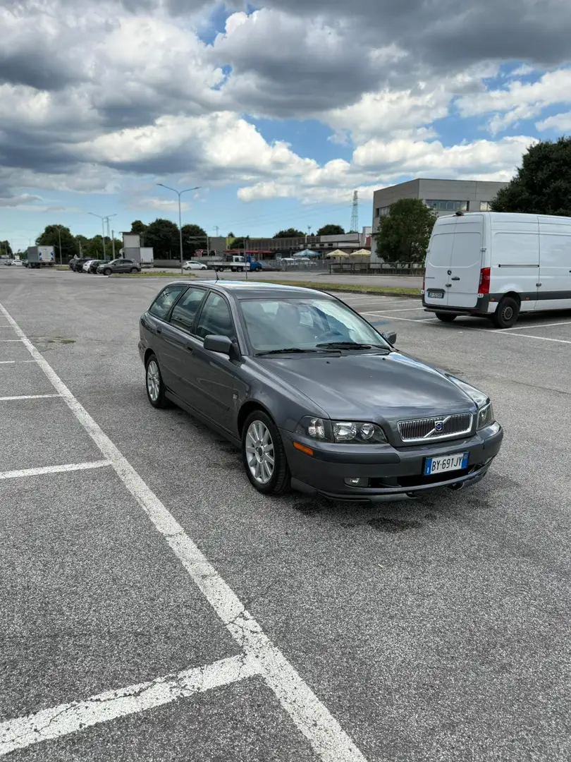 Volvo V40 1.9 D Cat Optima - 1