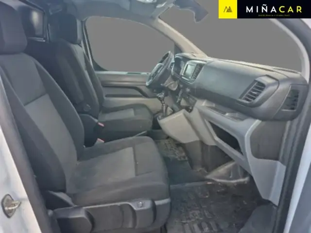 Peugeot Expert view 4
