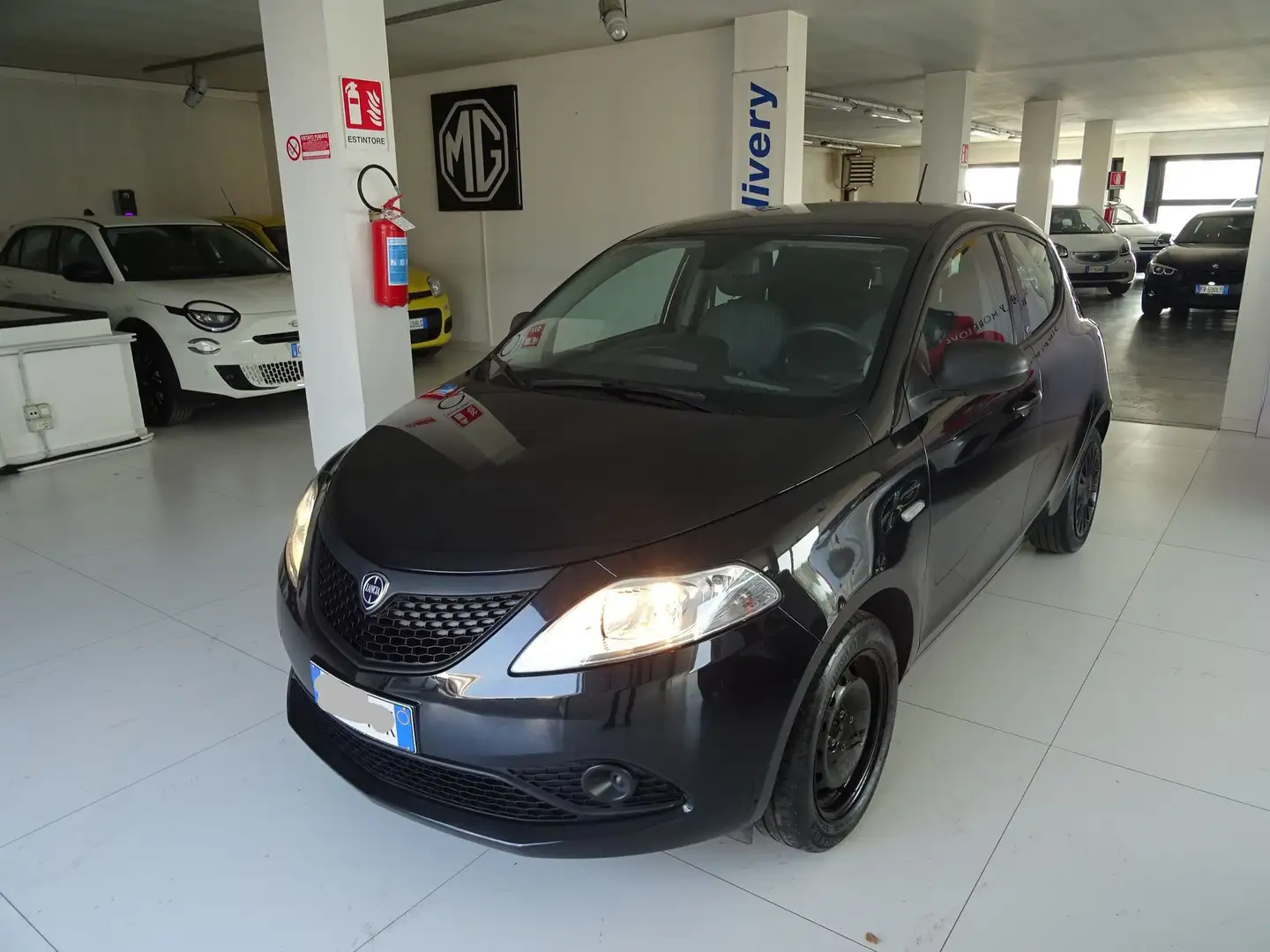 Lancia Ypsilon 1.2 69 CV 5 porte S&S Elefantino Blu Nero - 1