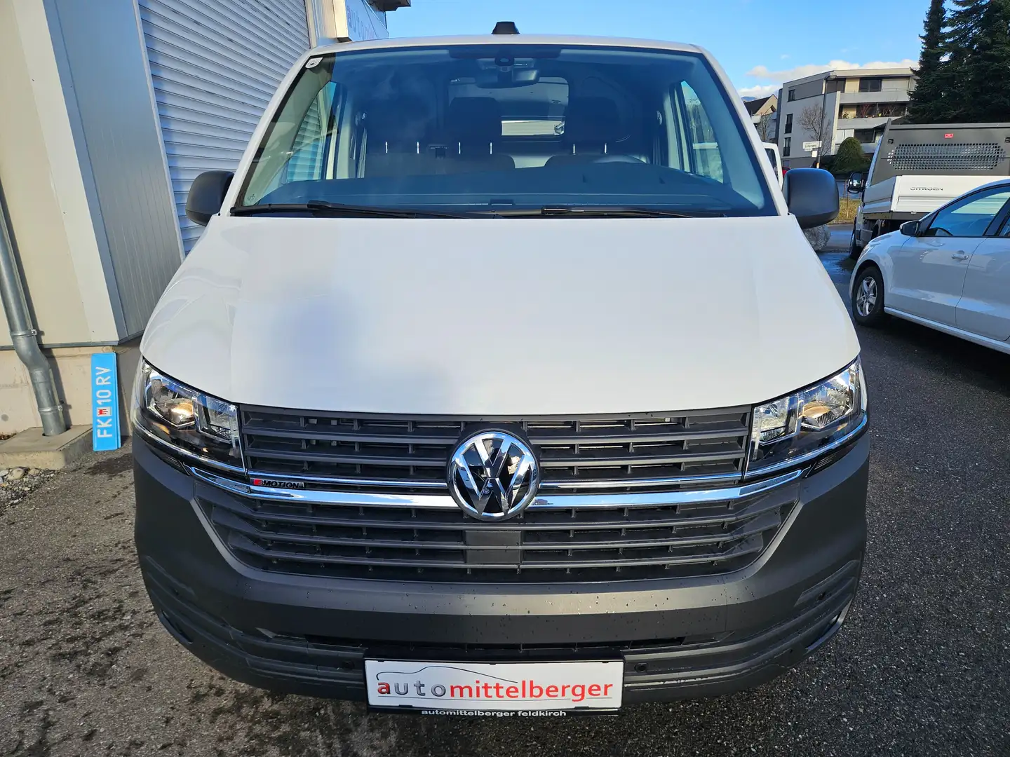Volkswagen T6.1 Transporter Kastenwagen LR TDI 4Motion "AHV, PDC. vo. & hi." Blanc - 2