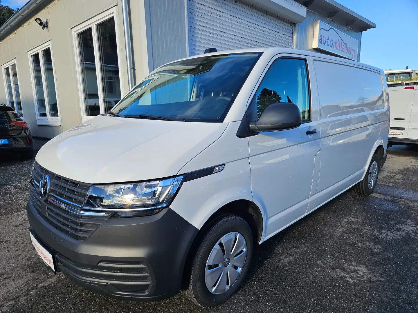Volkswagen T6.1 Transporter Kastenwagen LR TDI 4Motion "AHV, PDC. vo. & hi." Blanc - 1