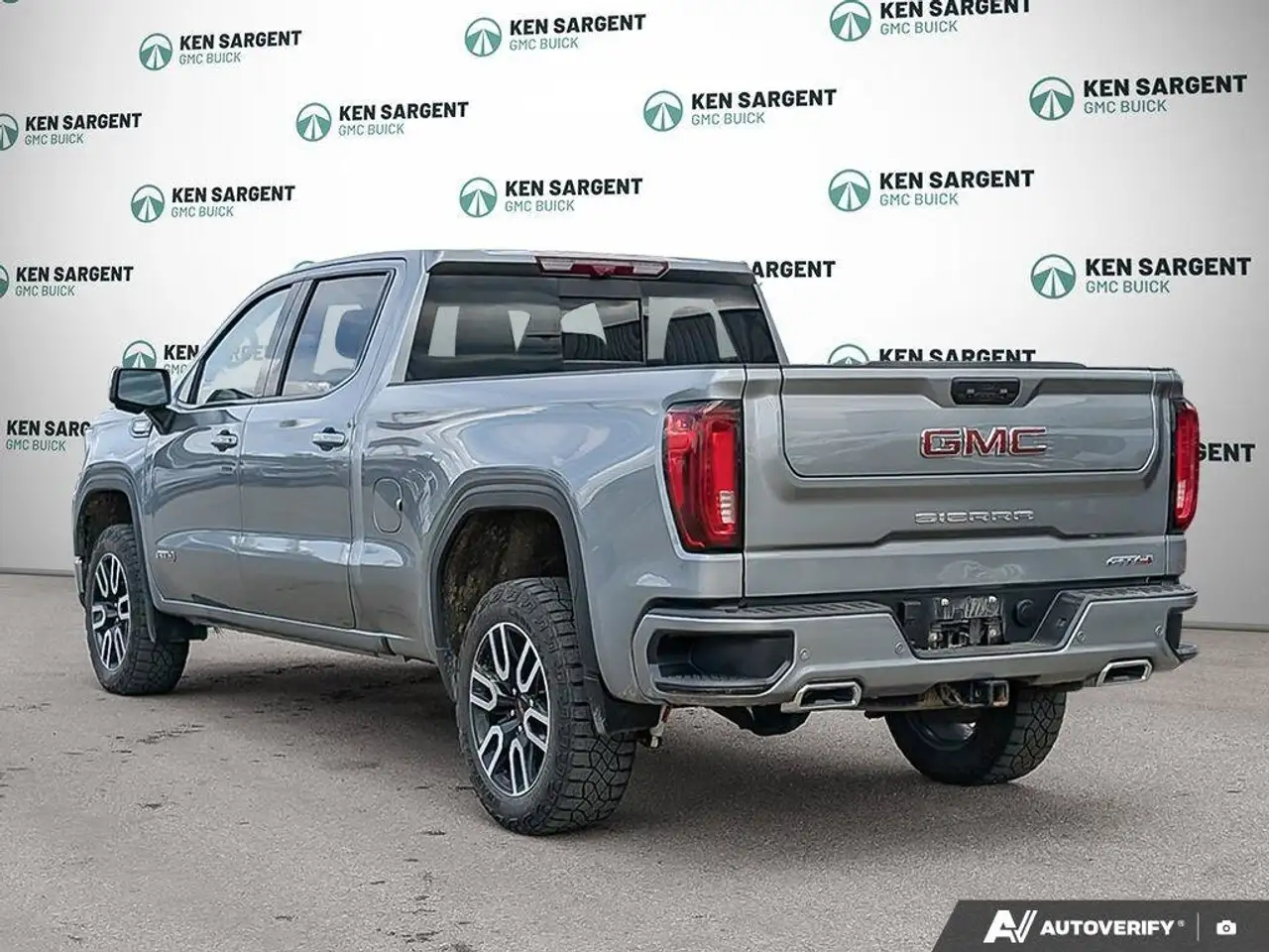 GMC Sierra 1500 снимка GMC Sierra 1500