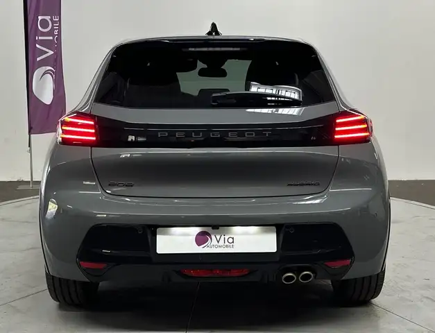 Peugeot 208 view 6