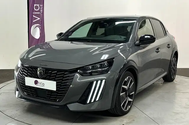 Peugeot 208 main image