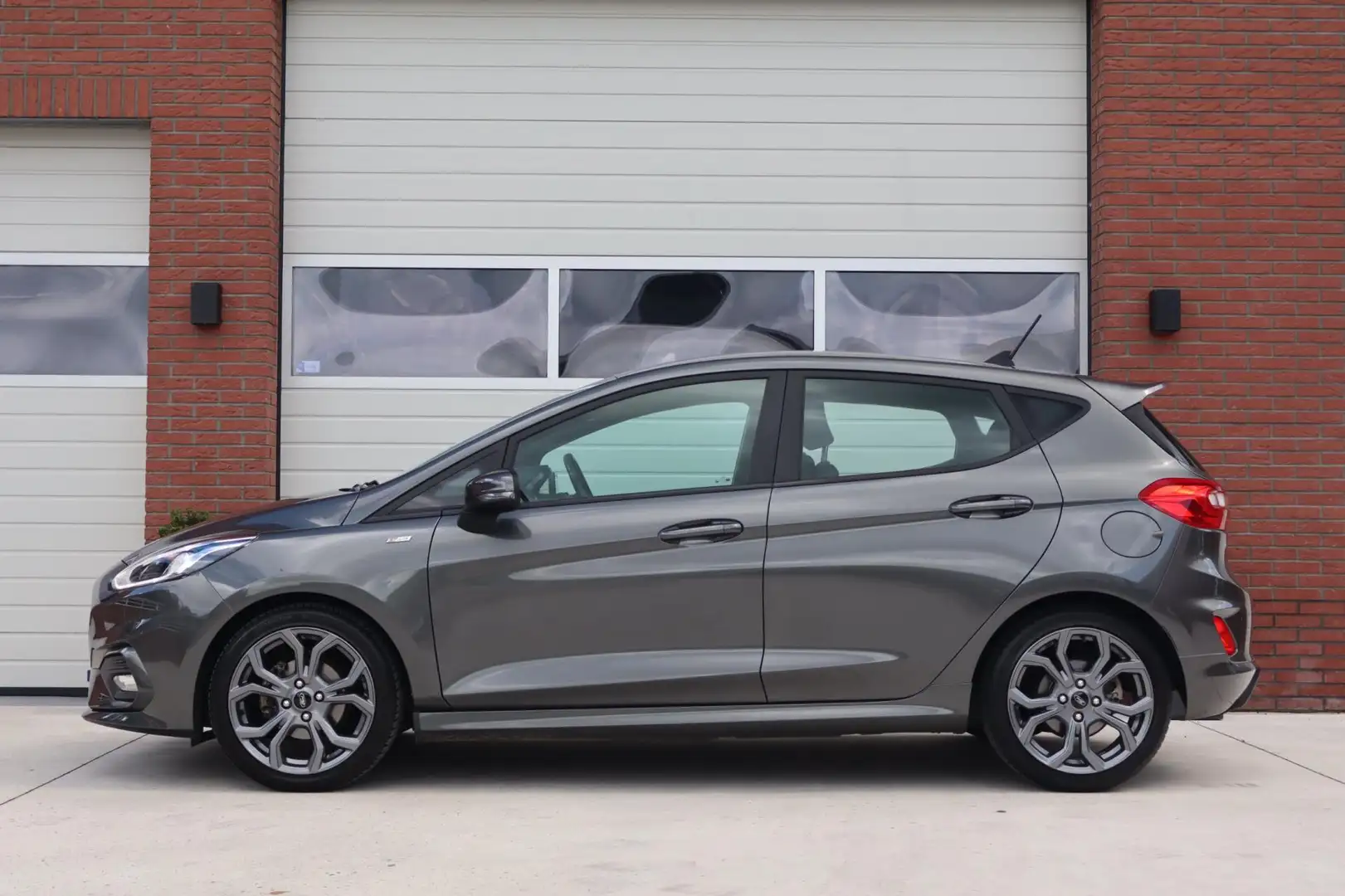 Ford Fiesta 1.0 EcoBoost ST-Line - Climate control - Winter pa Grijs - 2