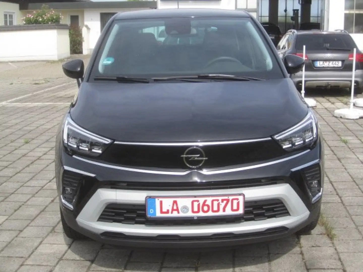Opel Crossland 1.2 Elegance *Klimaautomatik *Rückfahrkamera Schwarz - 2