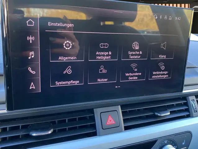 Audi A4 view 6
