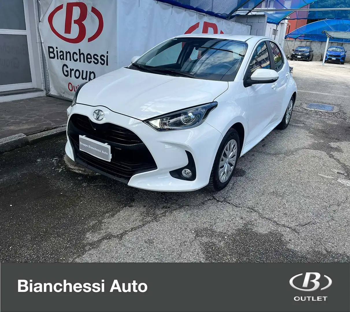 Toyota Yaris 1.0 5 porte Active - 1