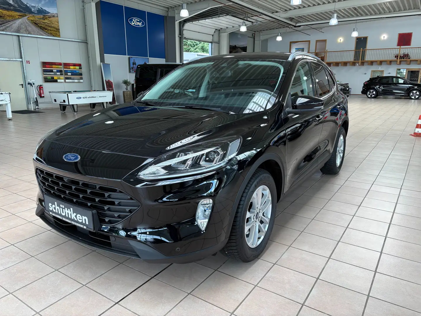 Ford Kuga 1.5 EcoBoost Titanium ACC, ToWi, NAVI, 2xCAM, WiPa Schwarz - 1