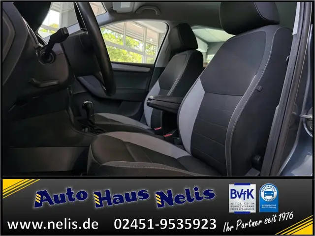 Skoda Rapid view 8