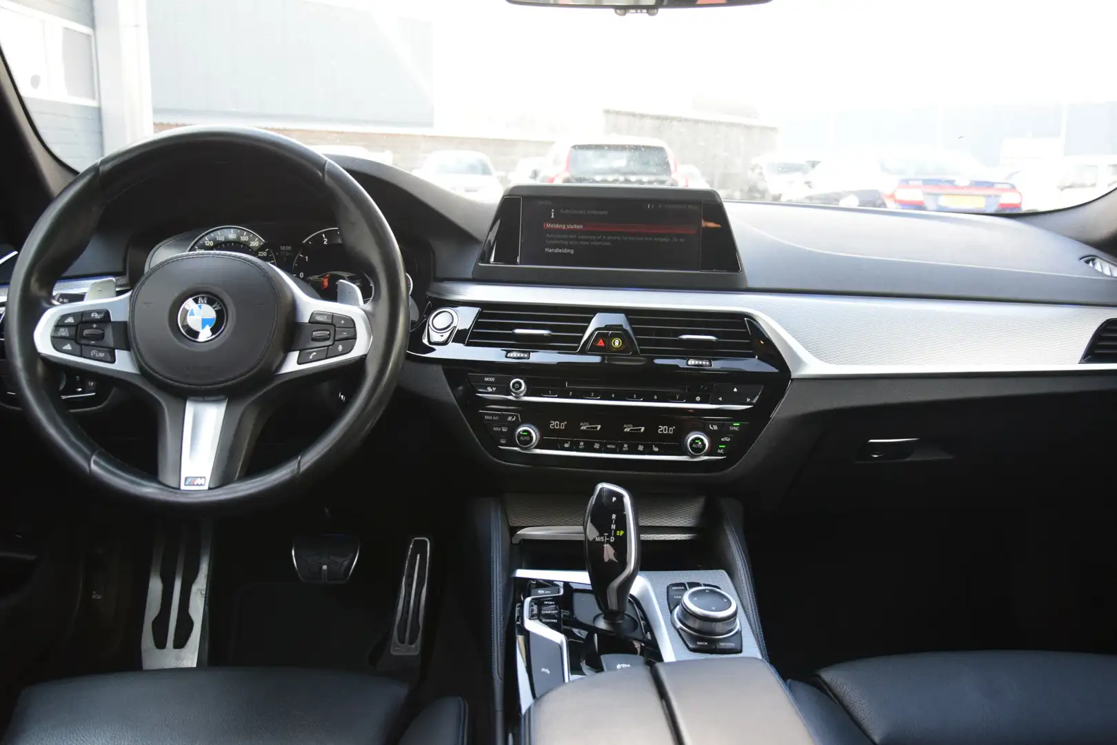 BMW 540 5-serie Touring 540d xDrive High Executive M-Pakke Schwarz - 2