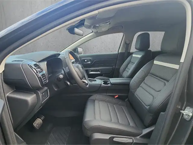 Citroen C5 Aircross view 9