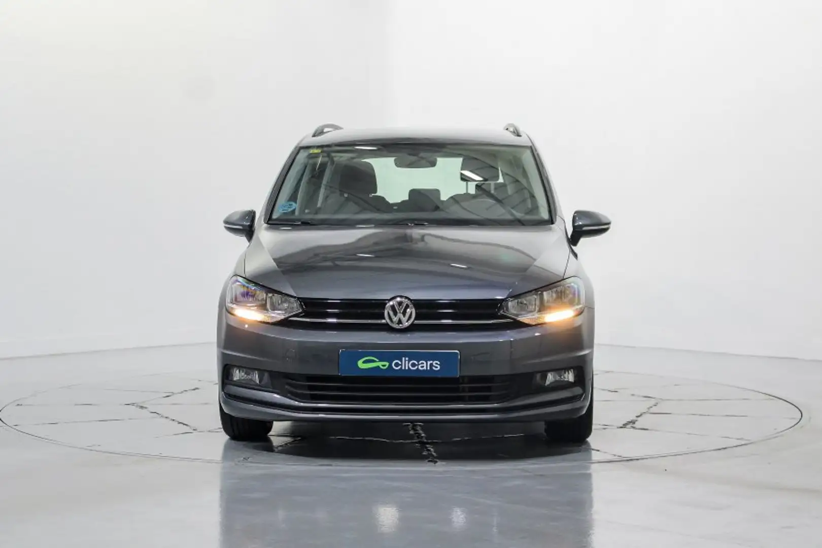 Volkswagen Touran 2.0TDI CR BMT Business and Navi DSG7 85kW RAC Gris - 2