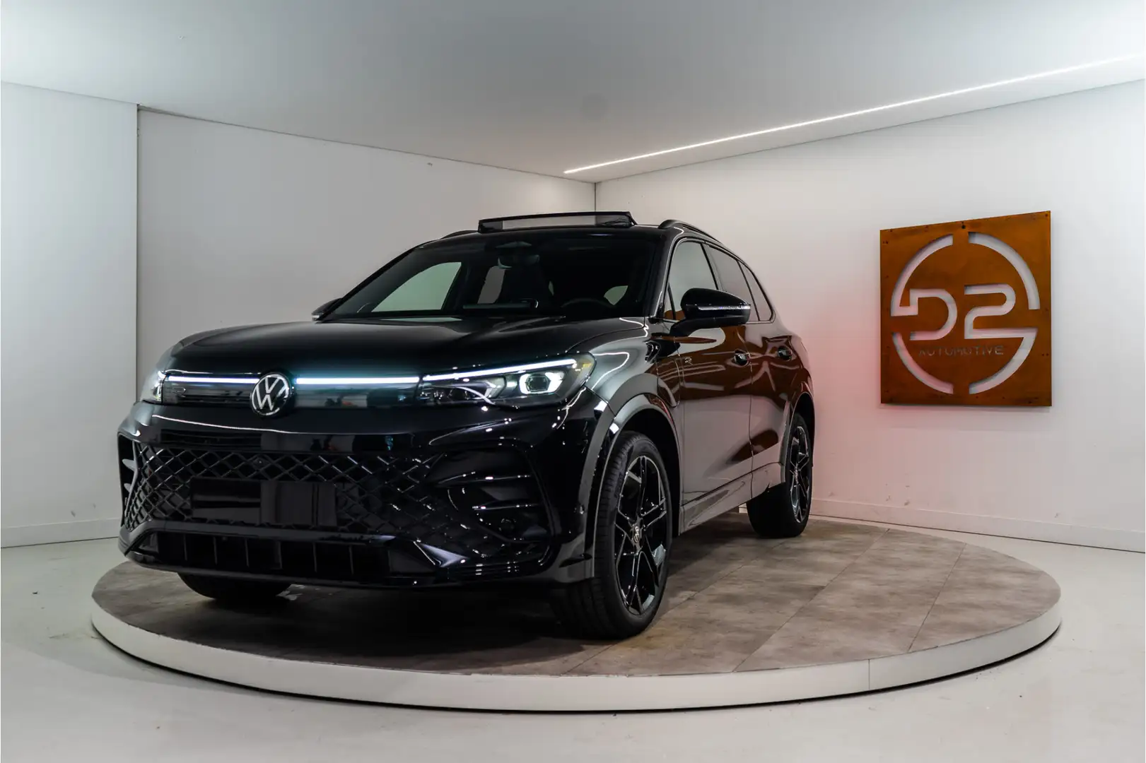 Volkswagen Tiguan 1.5 eHybrid 2x R-Line 2025 PER DIRECT BESCHIKBAAR Noir - 1