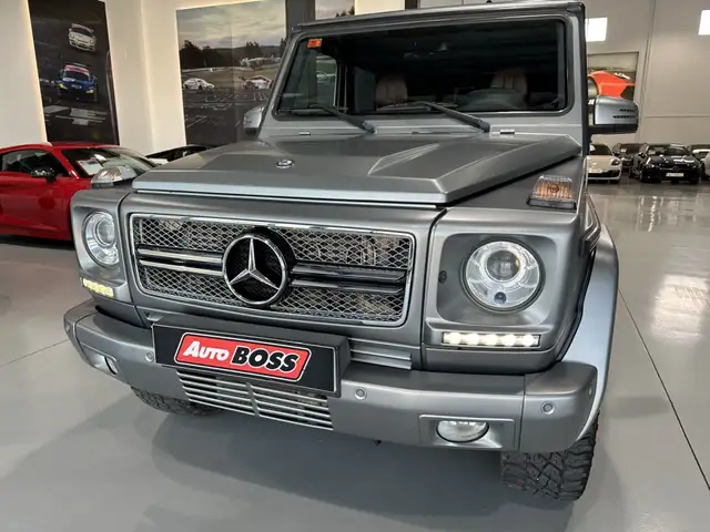 Mercedes-Benz G-Class view 11