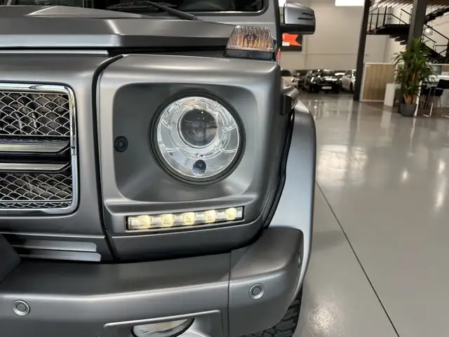 Mercedes-Benz G-Class view 12