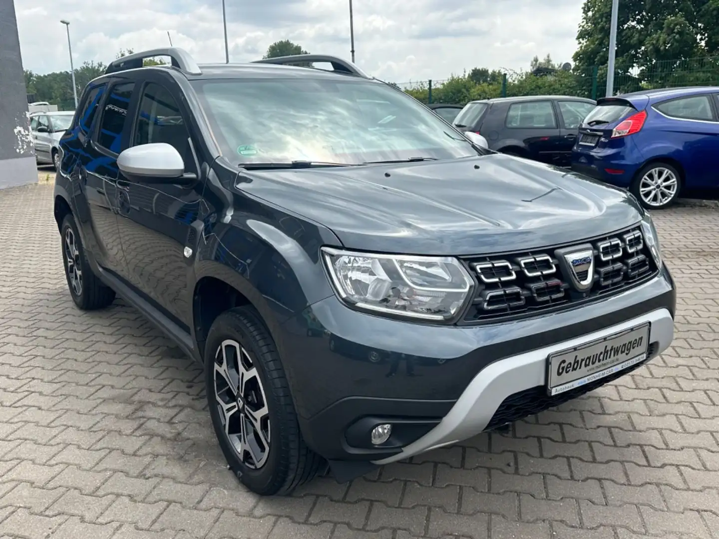 Dacia Duster II Anniversary Grau - 2