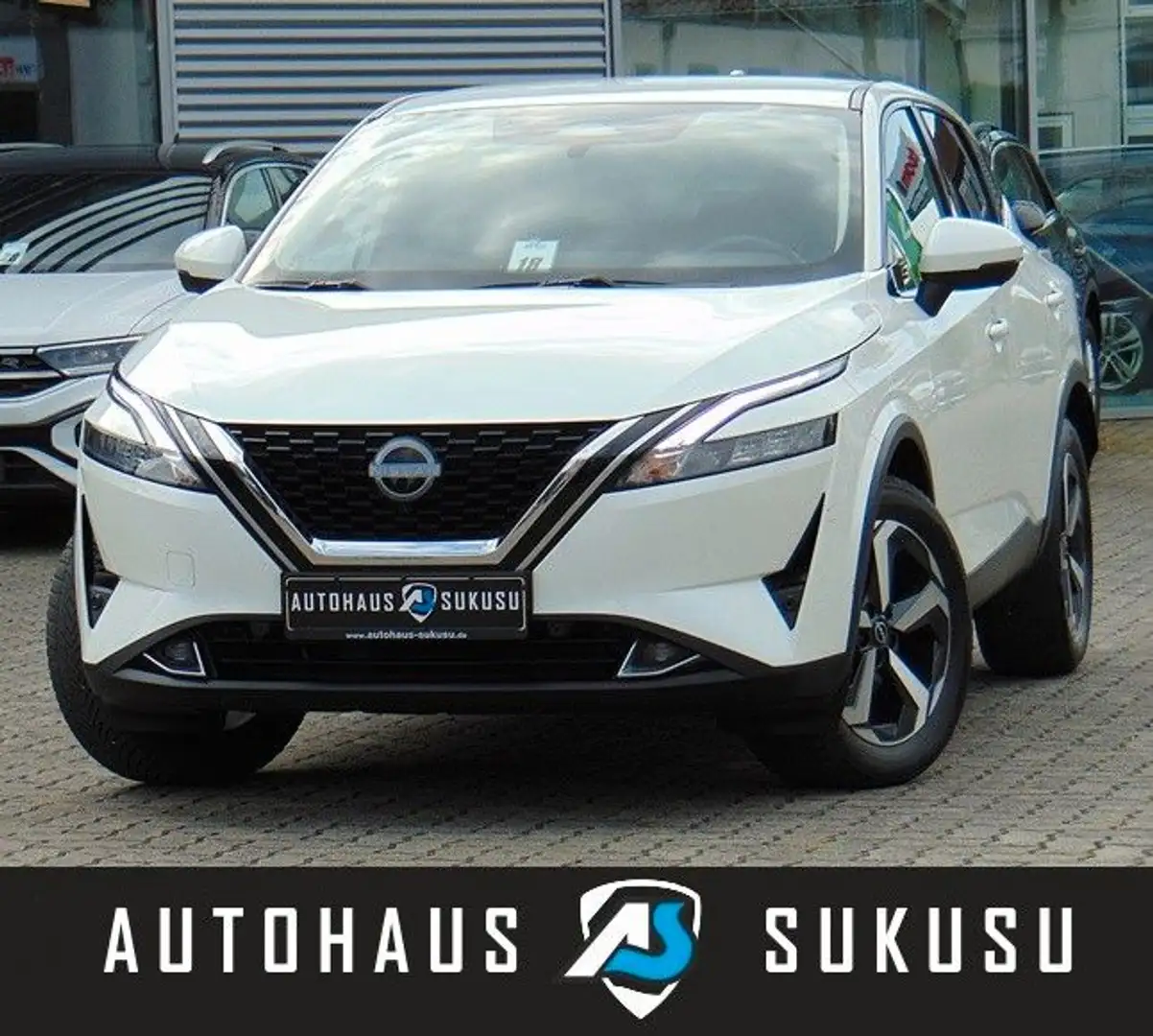 Nissan Qashqai 1.3 DIG-T MHEV N-Connecta Weiß - 1