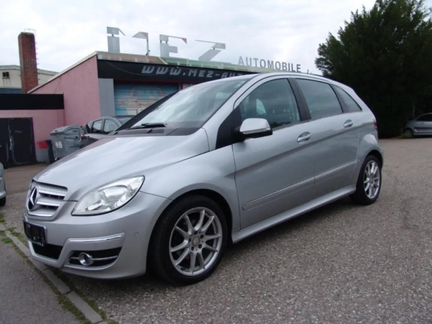 Mercedes-Benz B 200 CDI PDC MFL Tempomat SHZ Tüv 07.2027 - 2